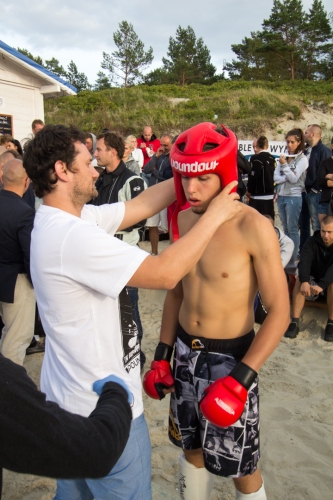 Turniej MMA na plaży w Krynicy. Zobacz zdjęcia