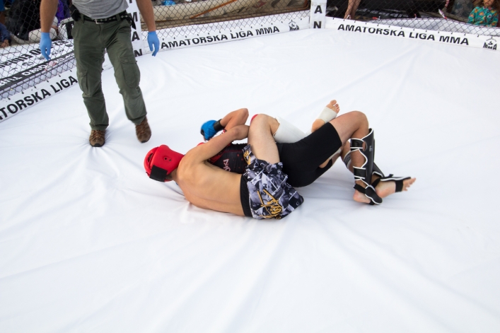 Turniej MMA na plaży w Krynicy. Zobacz zdjęcia