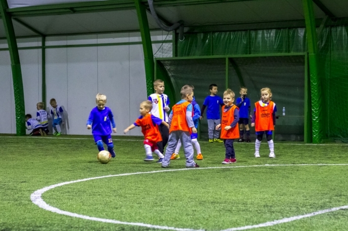 Twoje dziecko uwielbia piłkę? Zapisz je do Olimpii Elbląg