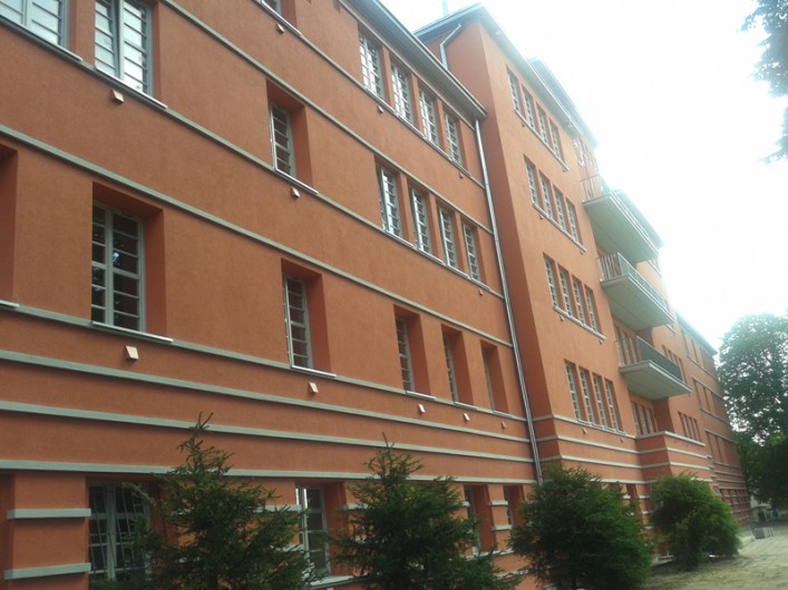 Uczniowie Gimnazjum nr 5 jeszcze poczekają na powrót do remontowanego budynku