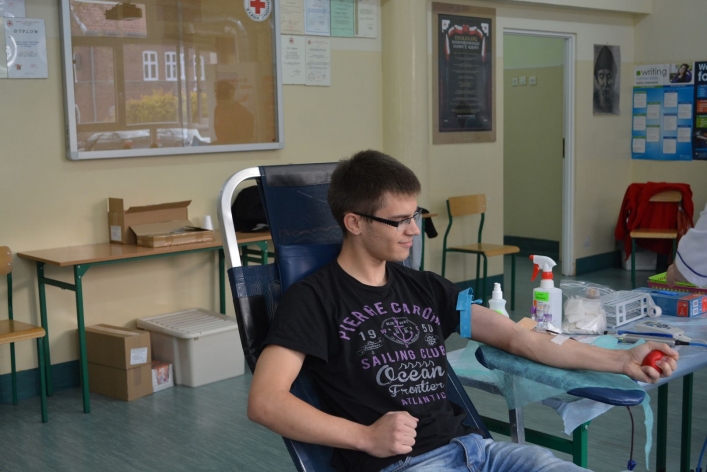 Uczniowie oddali 10 litrów krwi... bo każda kropla jest ważna