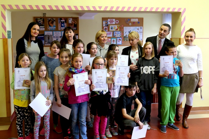 Uczniowie SP nr 8 w Elblągu wyróżnieni w Konkursie Wiedzy o Senacie