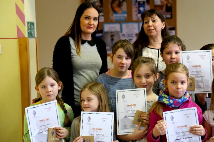 Uczniowie SP nr 8 w Elblągu wyróżnieni w Konkursie Wiedzy o Senacie