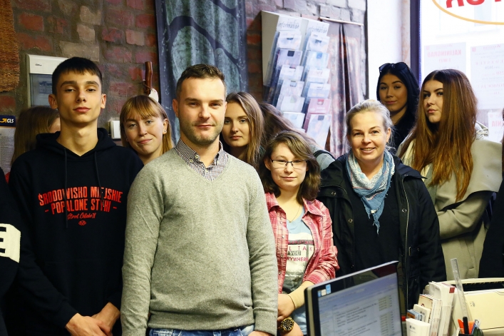 Uczniowie ZSG w Elblągu wzięli udział w lekcji pokazowej w Biurze Podróży Variustur