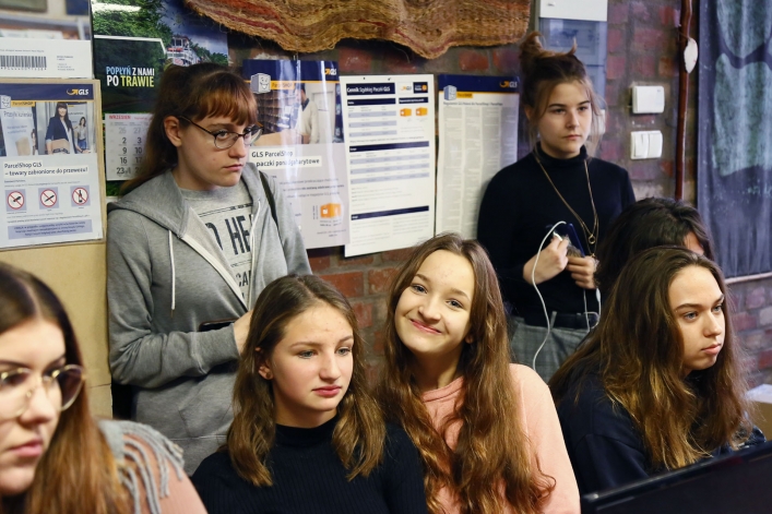 Uczniowie ZSG w Elblągu wzięli udział w lekcji pokazowej w Biurze Podróży Variustur