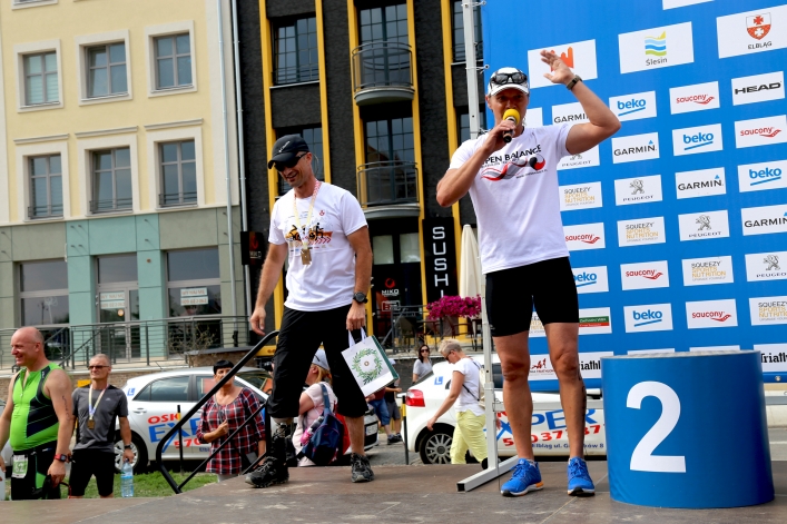 Ukończył elbląski triathlon z protezą nogi. Duży wyczyn elblążanina