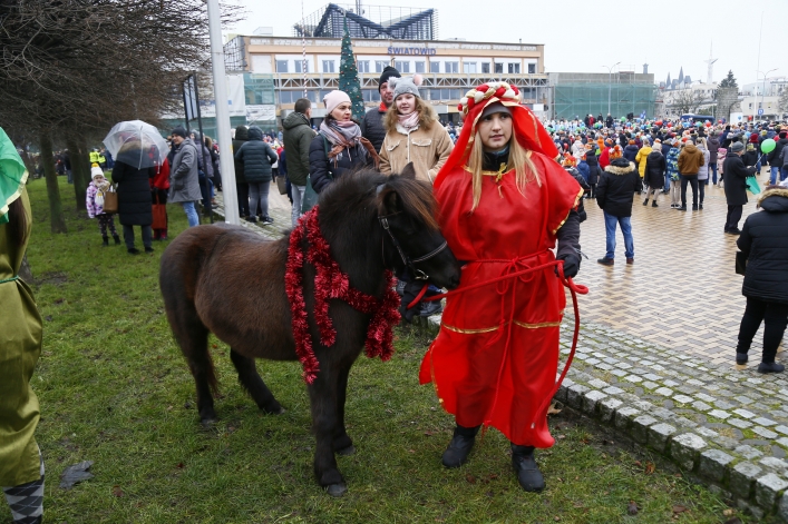 Ulicami Elbląga po raz szósty przeszedł barwny Orszak Trzech Króli