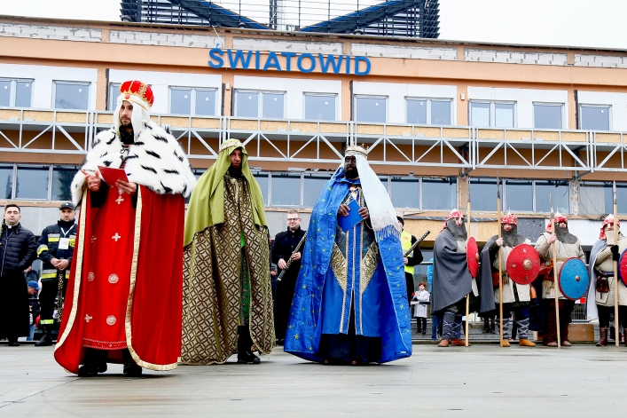 Ulicami Elbląga po raz szósty przeszedł barwny Orszak Trzech Króli