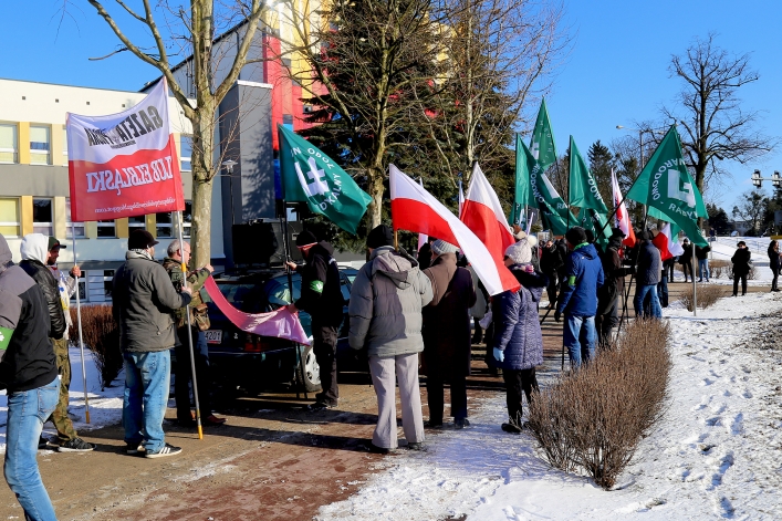 Ulicami Elbląga przeszedł III Elbląski Marsz Pamięci  Żołnierzy Wyklętych 