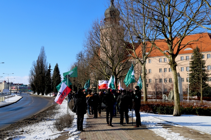 Ulicami Elbląga przeszedł III Elbląski Marsz Pamięci  Żołnierzy Wyklętych 