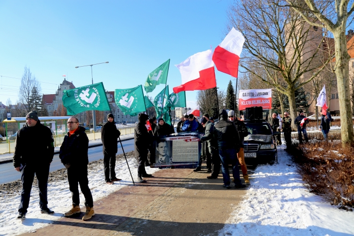 Ulicami Elbląga przeszedł III Elbląski Marsz Pamięci  Żołnierzy Wyklętych 