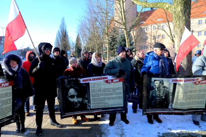 Ulicami Elbląga przeszedł III Elbląski Marsz Pamięci  Żołnierzy Wyklętych 