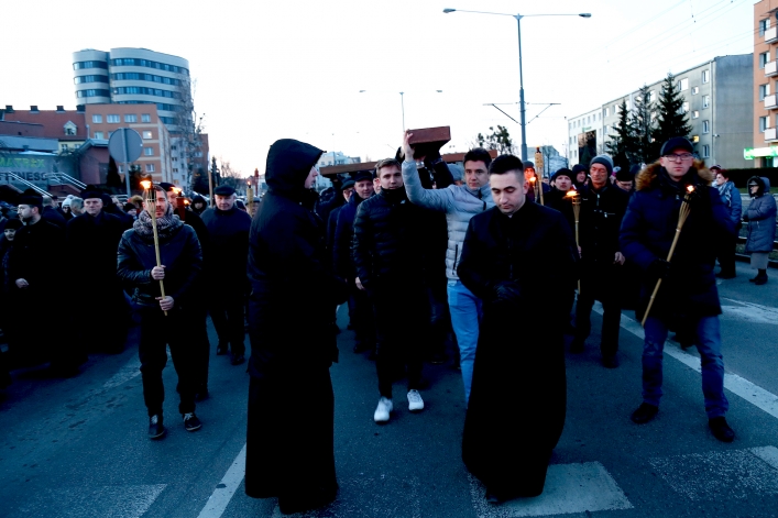 Ulicami Elbląga przeszła Droga Krzyżowa