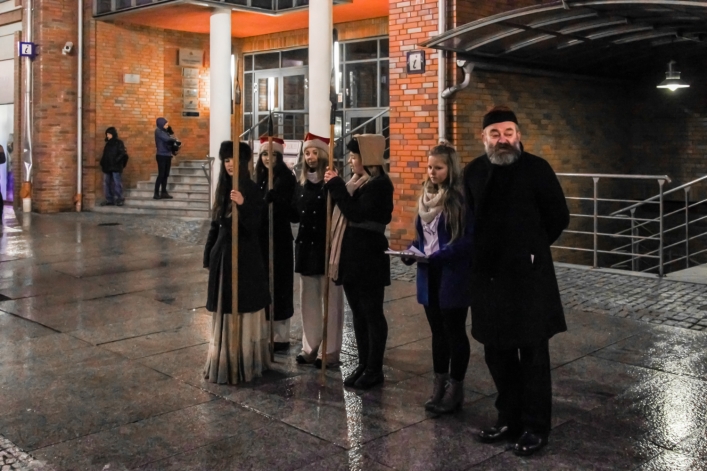 Ulicami elbląskiej starówki przeszedł  „Marsz Podchorążych” (+foto)