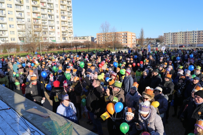 Ulicamy Elbląga przeszedł barwny Orszak Trzech Króli