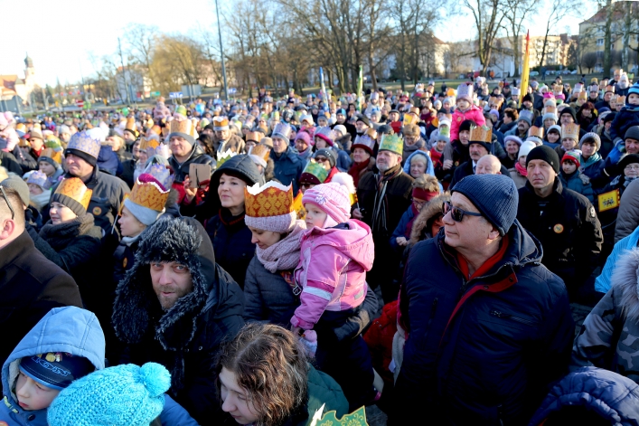 Ulicamy Elbląga przeszedł barwny Orszak Trzech Króli