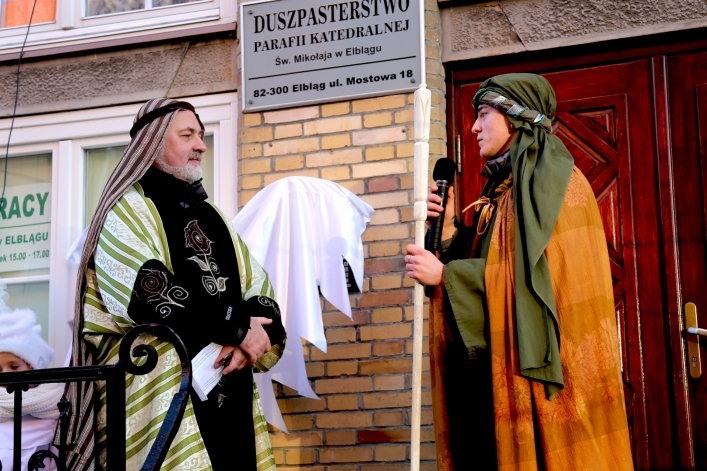 Ulicamy Elbląga przeszedł barwny Orszak Trzech Króli