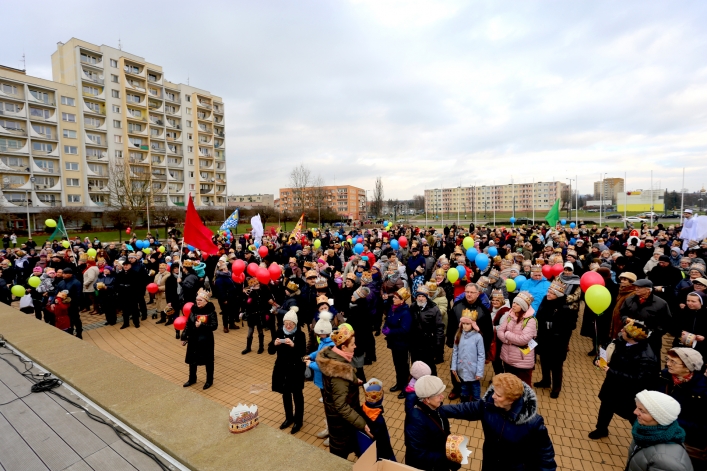 Ulicamy Elbląga przeszedł Orszak Trzech Króli (+ zdjęcia)