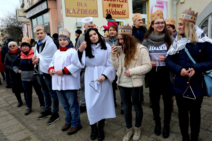 Ulicamy Elbląga przeszedł Orszak Trzech Króli (+ zdjęcia)