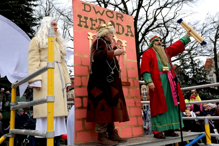 Ulicamy Elbląga przeszedł Orszak Trzech Króli (+ zdjęcia)