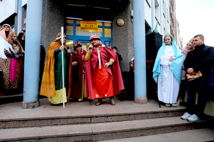 Ulicamy Elbląga przeszedł Orszak Trzech Króli (+ zdjęcia)