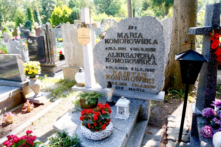 Uporządkowali groby powstańców warszawskich spoczywających na elbląskich nekropoliach