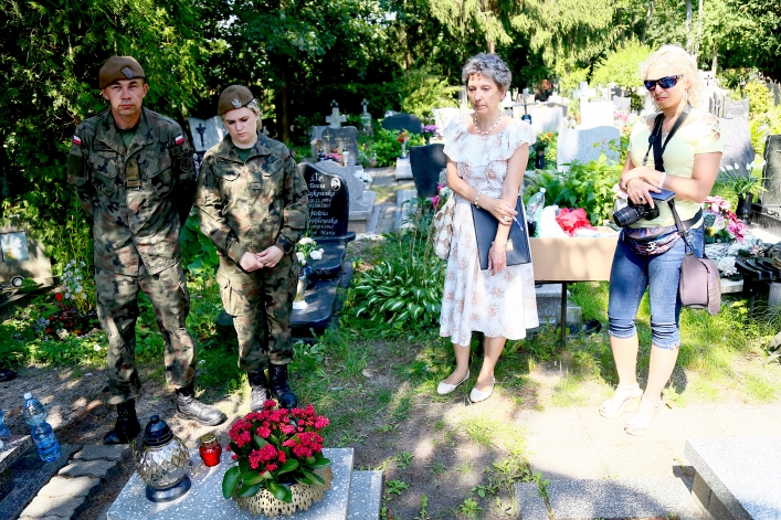 Uporządkowali groby powstańców warszawskich spoczywających na elbląskich nekropoliach