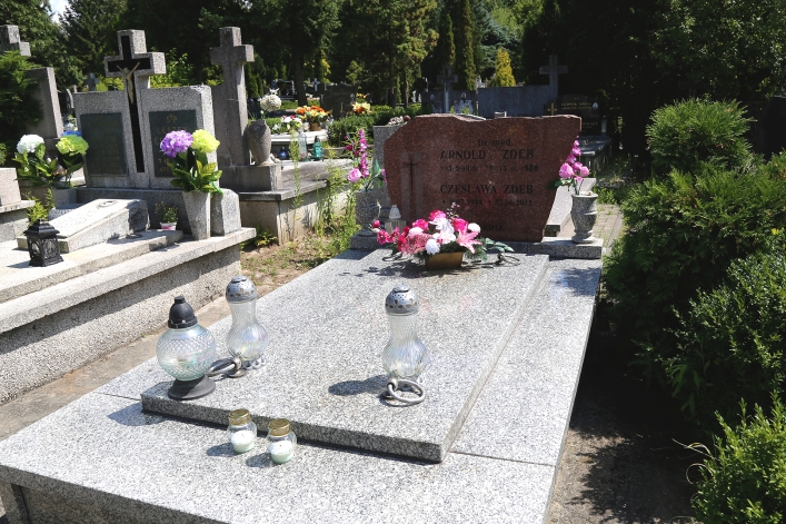 Uporządkowali groby powstańców warszawskich spoczywających na elbląskich nekropoliach