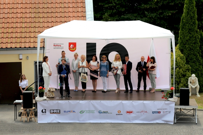 Uroczysta gala 10-lecia Liceum Plastycznego w Gronowie Górnym