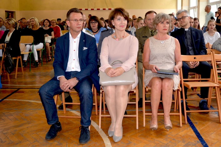 Uroczyste, miejskie zakończenie roku szkolnego (+ zdjęcia)