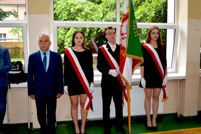 Uroczyste, miejskie zakończenie roku szkolnego (+ zdjęcia)
