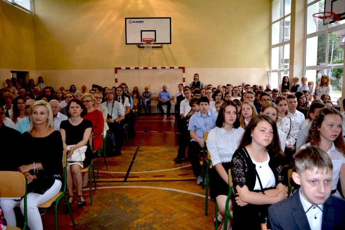 Uroczyste, miejskie zakończenie roku szkolnego (+ zdjęcia)