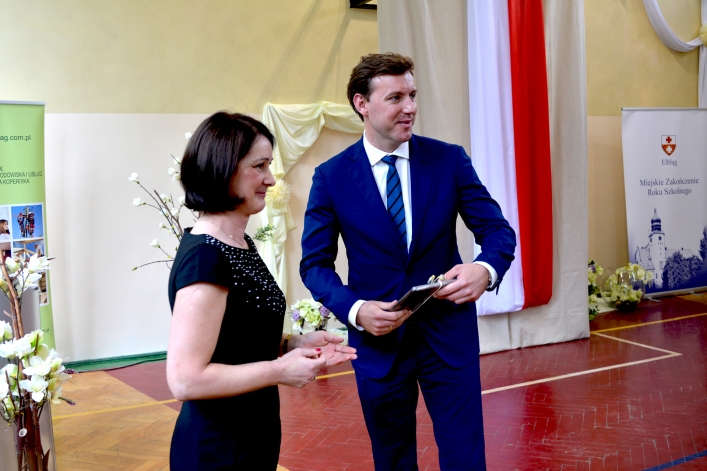 Uroczyste, miejskie zakończenie roku szkolnego (+ zdjęcia)