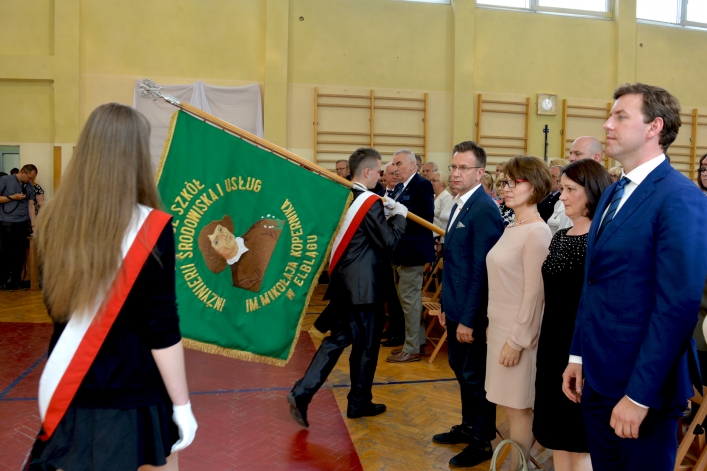 Uroczyste, miejskie zakończenie roku szkolnego (+ zdjęcia)