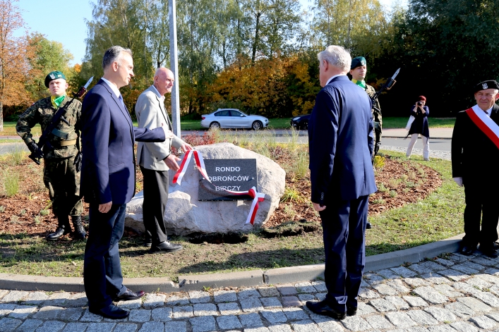 Uroczystośc otwarcia ronda Obrońców Birczy w Elblągu