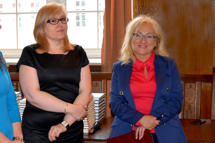 Uroczystość wręczenia stypendiów dla gimnazjalistów z Elbląga (+ zdjęcia)