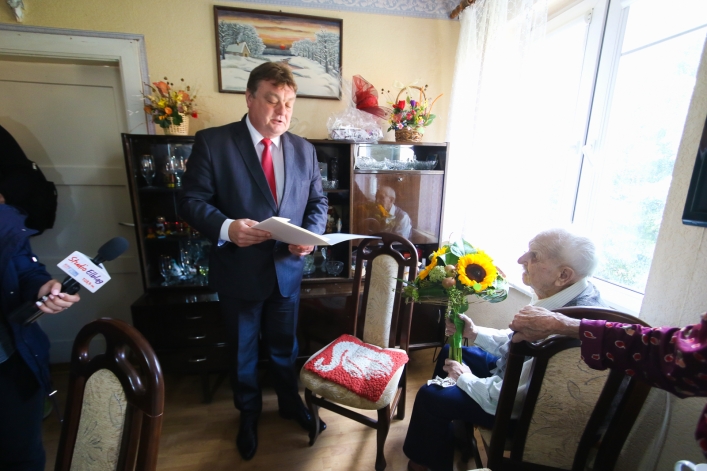 Urodziny na 102! Podwójny jubileusz u Państwa Wawrzykowskich 