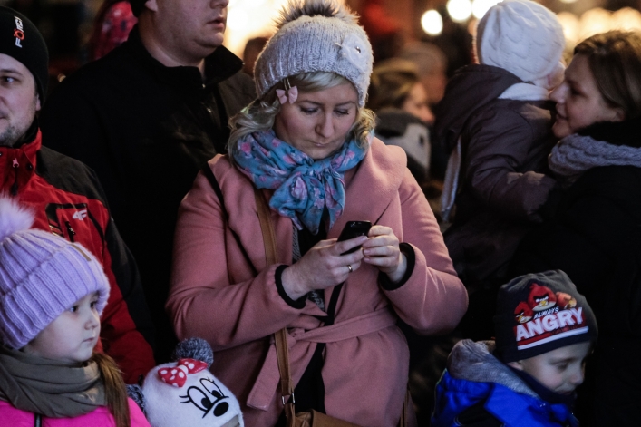 W Elblągu czuć już Magię Świąt. Na Starym Mieście rozbłysła choinka