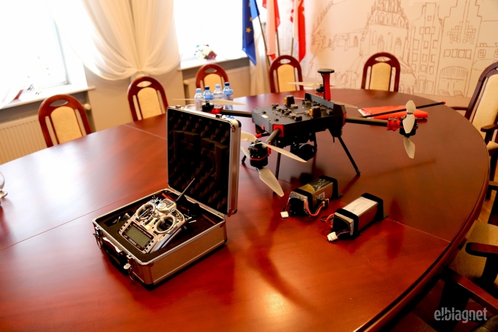 W Elblągu powietrze jest coraz czystsze – dzięki dronowi, kontrolom i akcji wymiany pieców