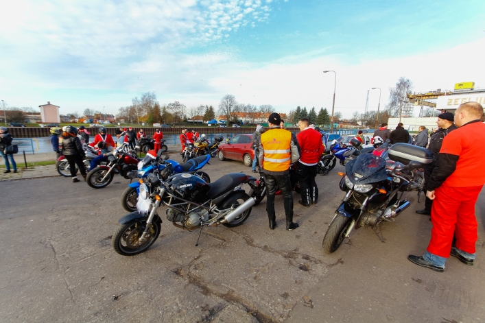 W Elblągu rządzą MotoMikołaje! Zobacz obszerną fotorelację