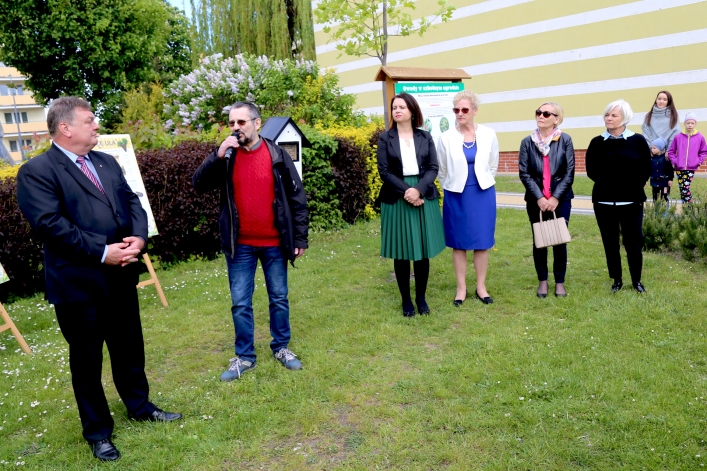 W Elblągu stanął kolejny domek dla murarek 