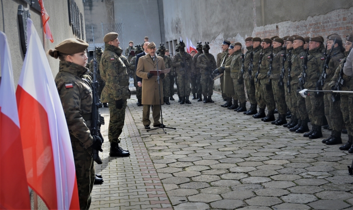 W hołdzie patronowi