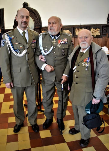 W hołdzie patronowi
