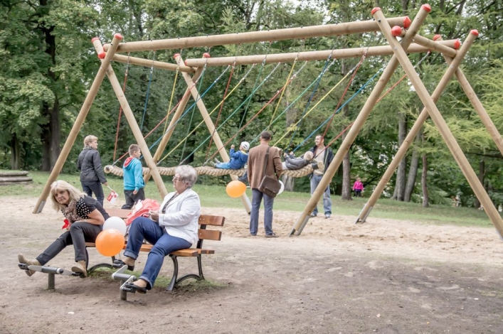 W Parku Modrzewie powstał kreatywny plac zabaw