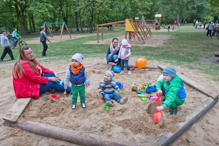W Parku Modrzewie powstał kreatywny plac zabaw