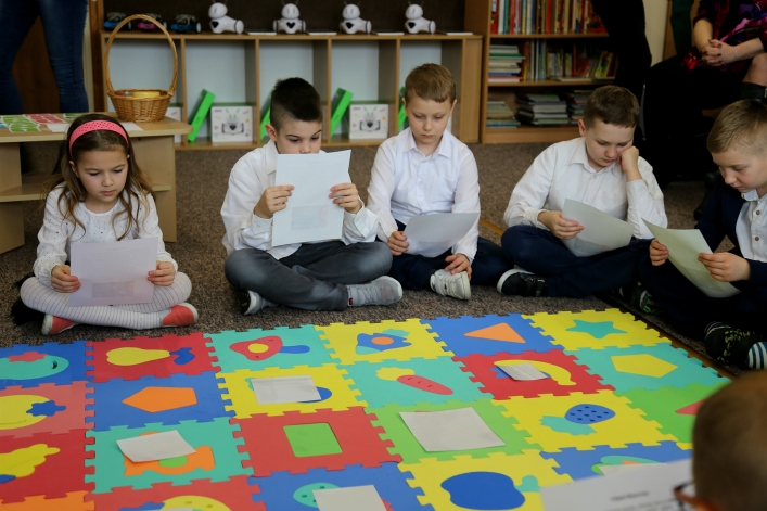 W SP nr 19 w Elblągu dzieci od najmłodszych lat z polskimi robotami za pan brat