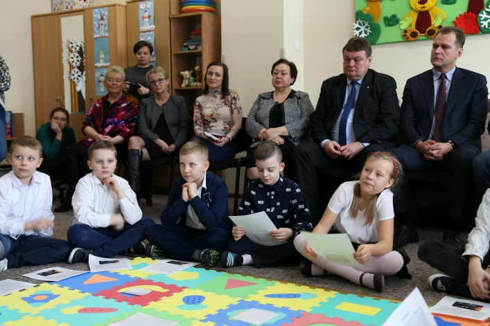 W SP nr 19 w Elblągu dzieci od najmłodszych lat z polskimi robotami za pan brat