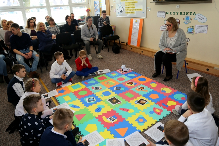 W SP nr 19 w Elblągu dzieci od najmłodszych lat z polskimi robotami za pan brat