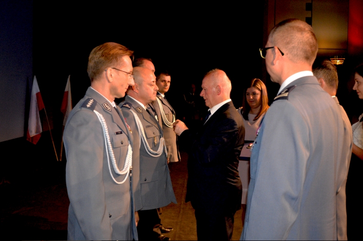 W Święto Policji uhonorowano ponad 100 policjantów. Będzie nowa komenda? (+ zdjęcia) 