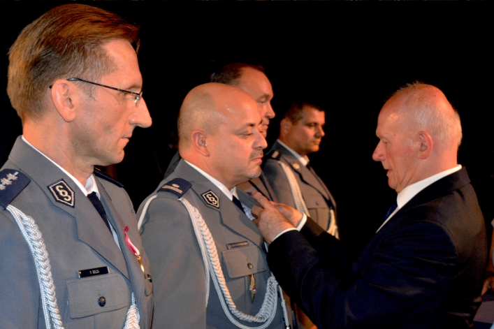 W Święto Policji uhonorowano ponad 100 policjantów. Będzie nowa komenda? (+ zdjęcia) 